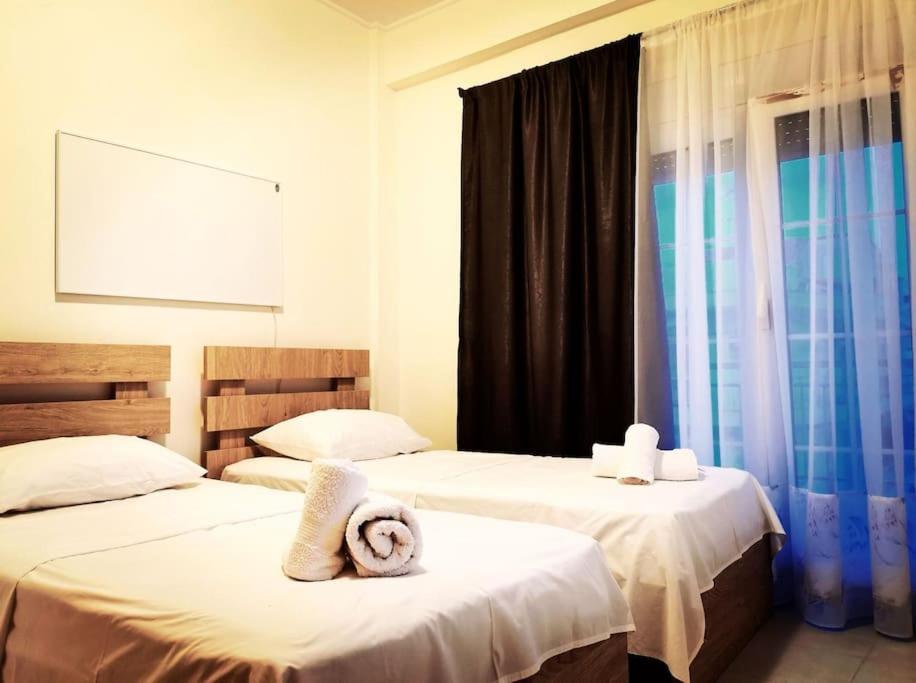 Apartment With 3 Rooms Just 1 Min From The Beach And Free Public Parking Peraía Eksteriør billede
