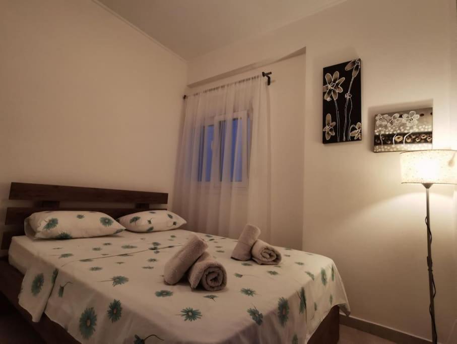 Apartment With 3 Rooms Just 1 Min From The Beach And Free Public Parking Peraía Eksteriør billede